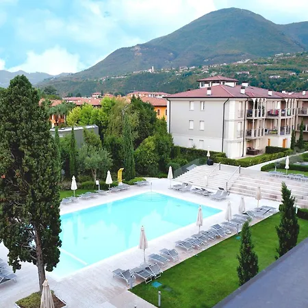 Garda Blue Sul - Con Piscina, Solarium E Box Appartamento Toscolano-Maderno