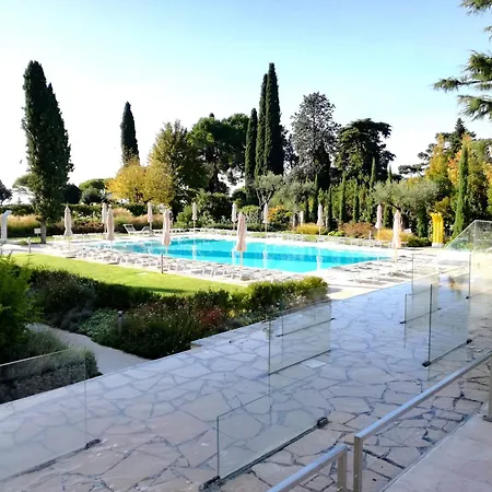 Garda Blue Sul - Con Piscina, Solarium E Box Appartamento *